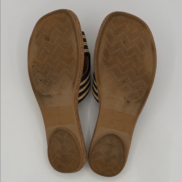 Reef Willow Paisley, black/tan - Picture 9 of 9